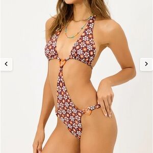 Frankies bikinis April Monokini One Piece Swimsuit Color: Brown Buttercup size M